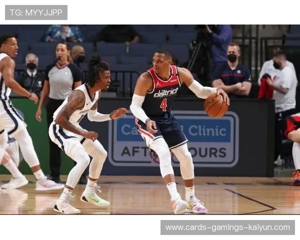 开拓者与灰熊对决，杨瀚森与队友仍需磨合，期待更好的表现